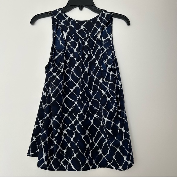 Forever 21 Windowpane Sleeveless Blouse - Picture 6 of 11